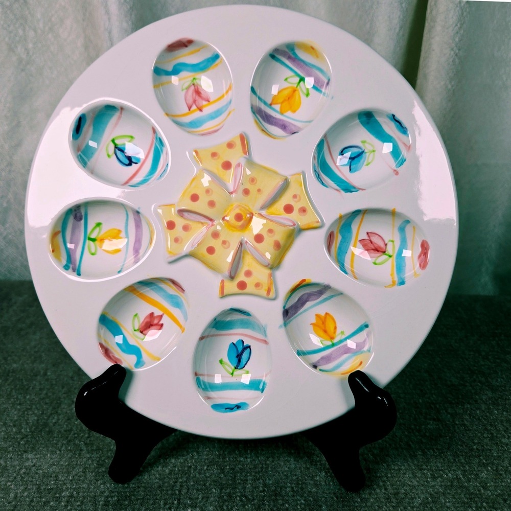 World Bazaars Ariela Collection Tulip Egg Holder Easter Deviled Egg Plate